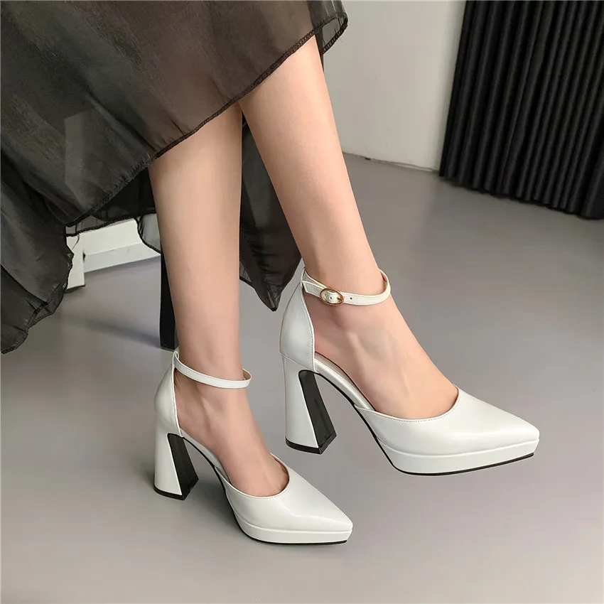 Red Black Patent Leather Platf - Summer Clothing Office recensie en prijs