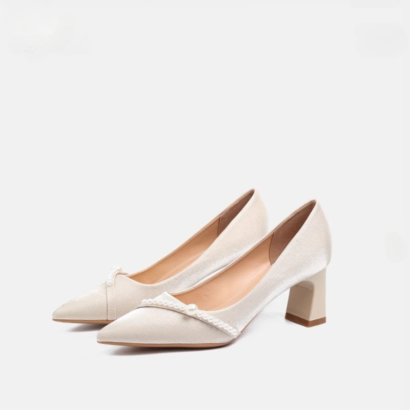 Elegant Pearl Embellished Poin - Summer Clothing Office recensie en prijs