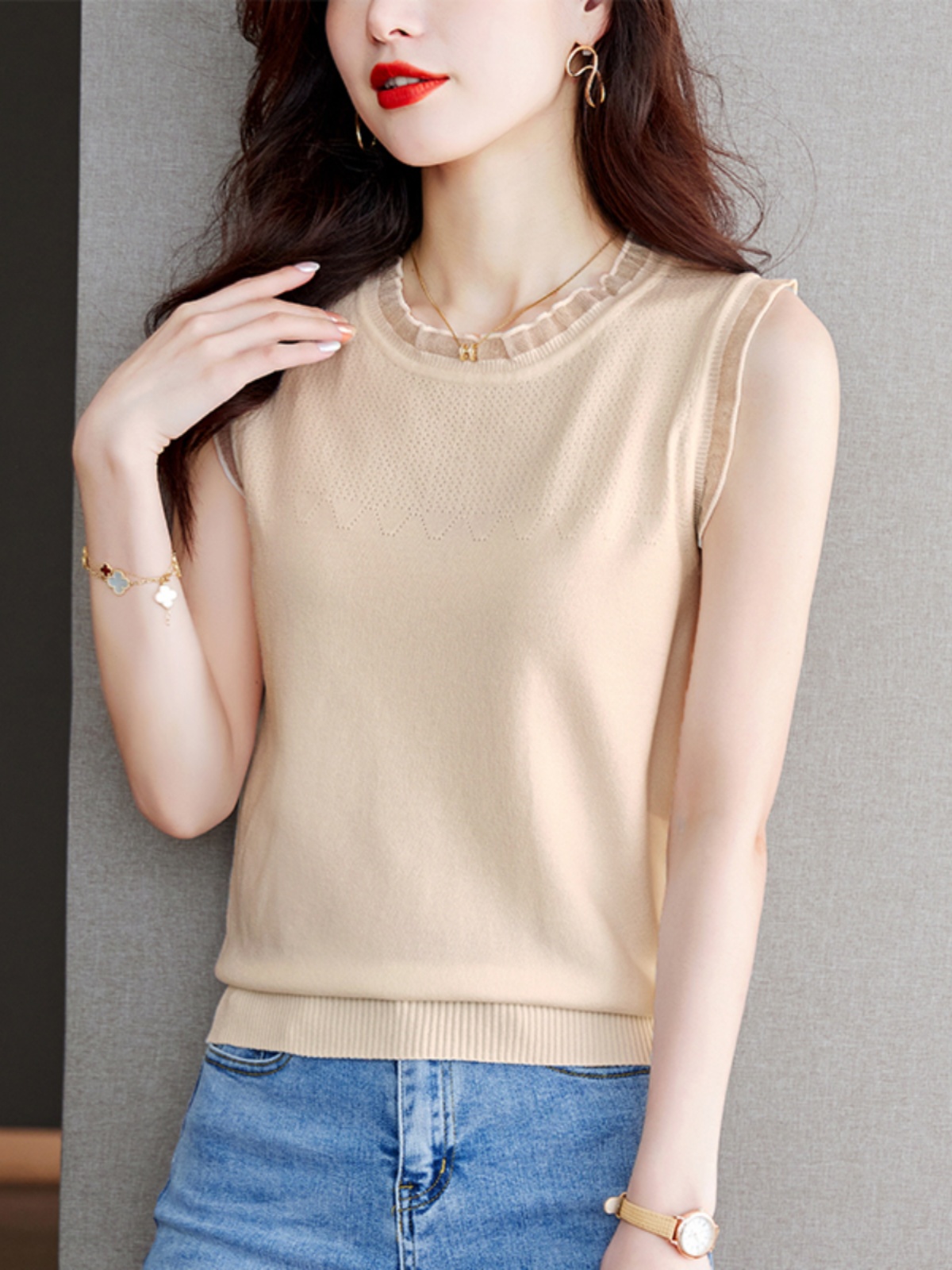 White Knitted Vest Women's Sui - Summer Clothing Outlet recensie en prijs